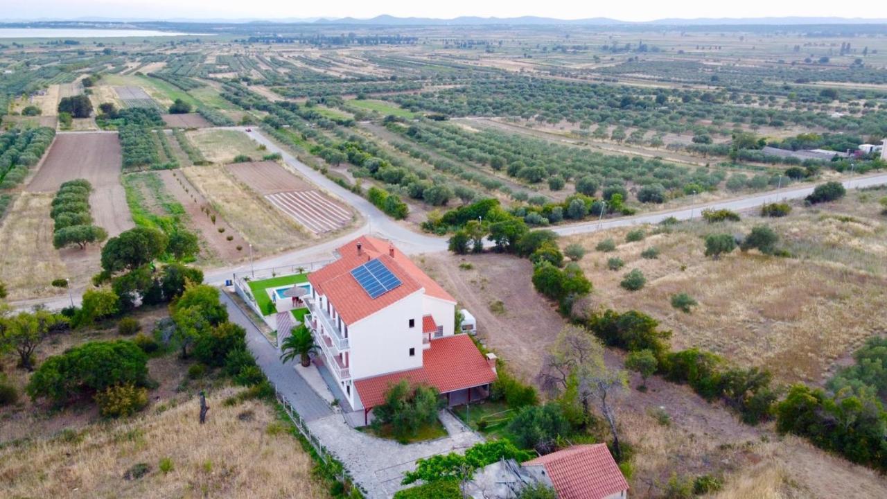 Apartmani Viktorija Vrana  المظهر الخارجي الصورة