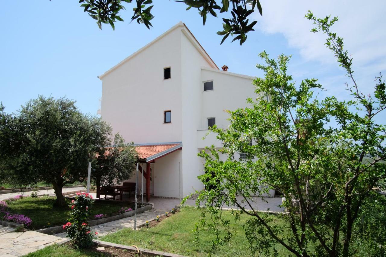 Apartmani Viktorija Vrana  المظهر الخارجي الصورة